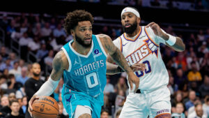 Suns' defensive identity remains M.I.A. in loss to Hornets