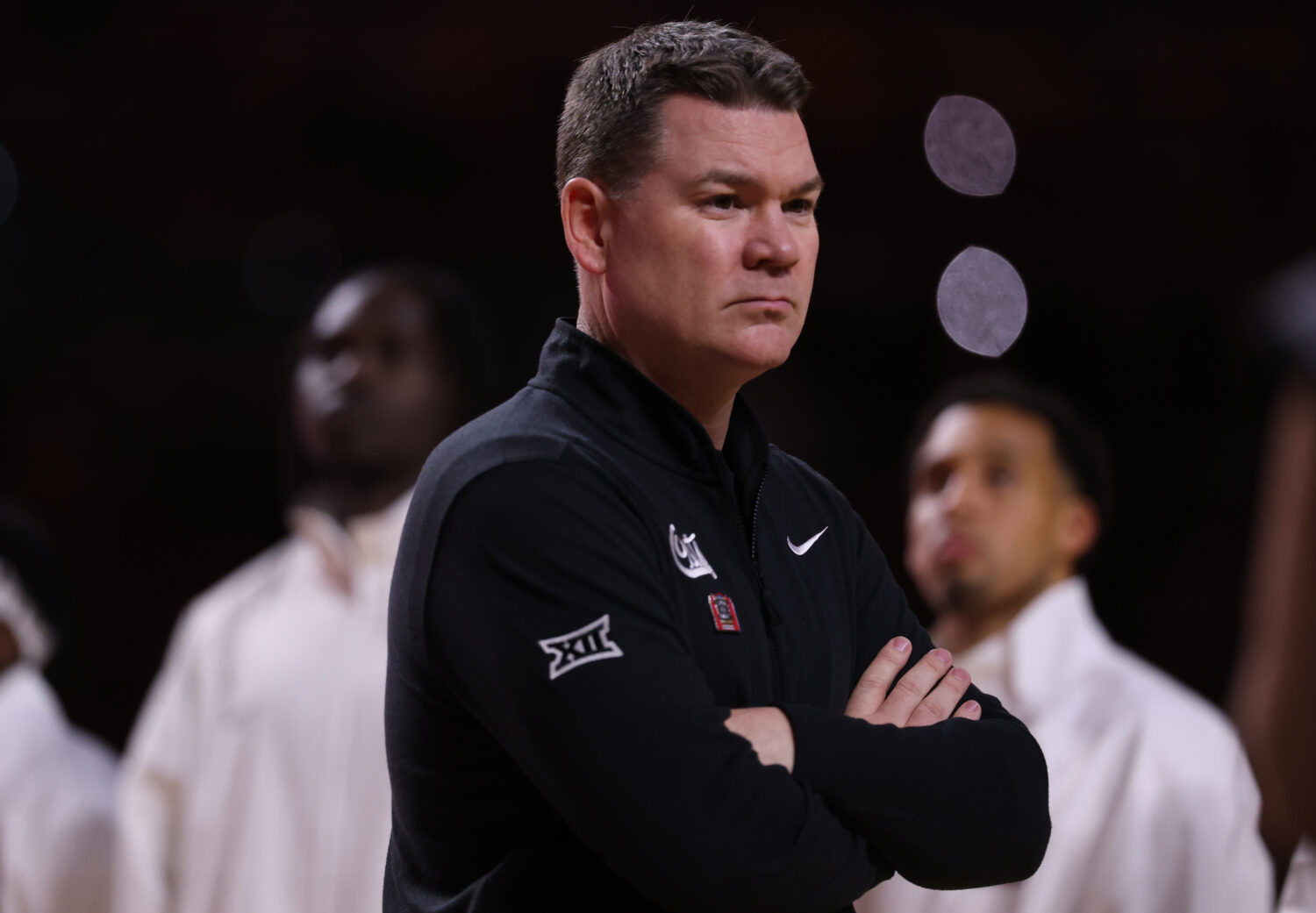 INDIANAPOLIS, INDIANA - APRIL 04: Head coach Tommy Lloyd of the Arizona Wildcats looks on during th...