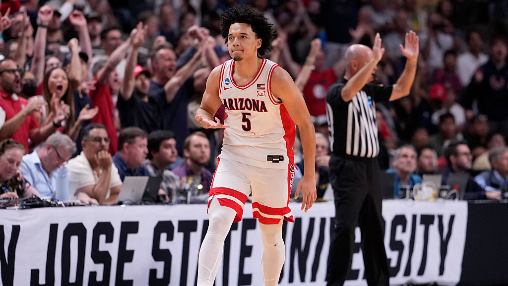 Arizona's Brayden Burries...