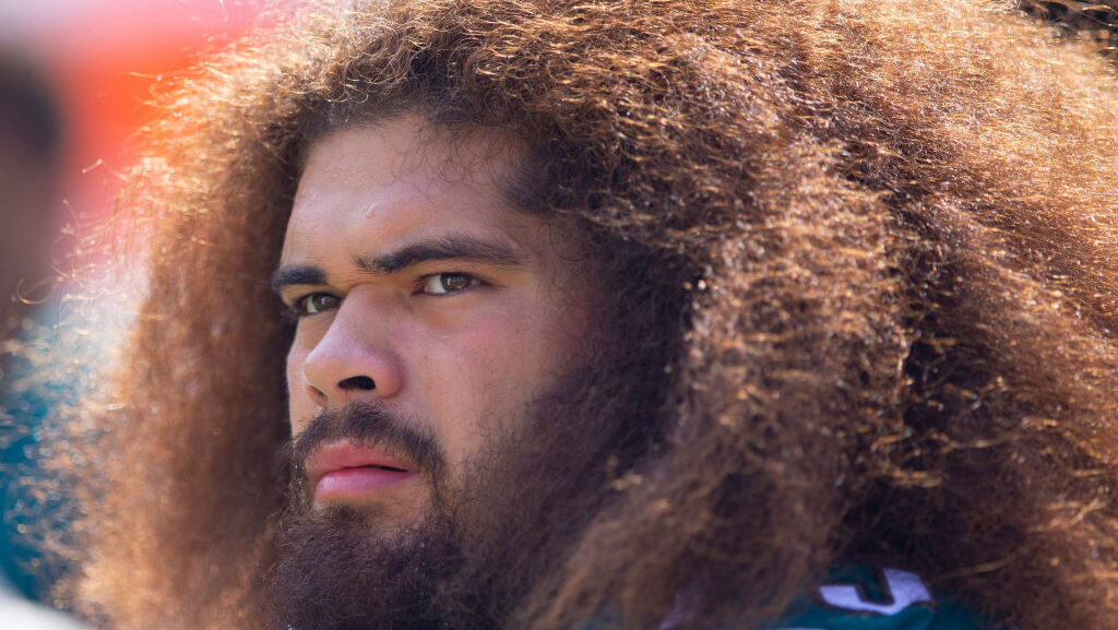 Cardinals' Isaac Seumalo...
