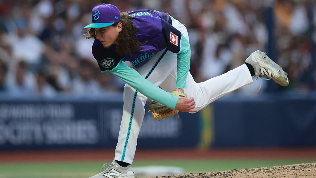 Andrew Hoffmann #56 of the Arizona Diamondbacks...