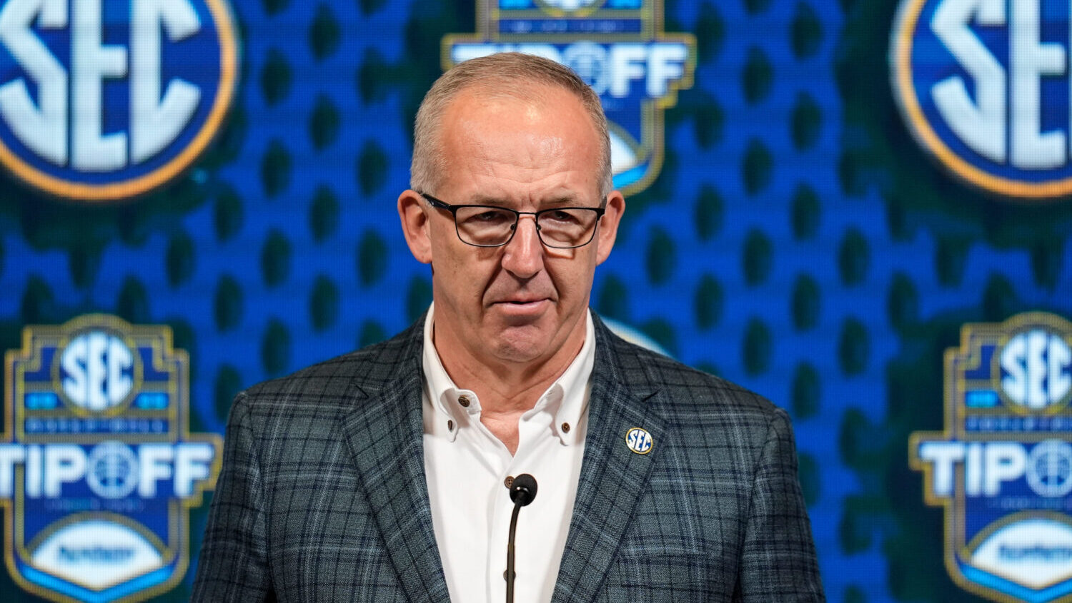 Louisiana judge rules against NCAA, clearing path for ex-NFL players to join LSU roster...